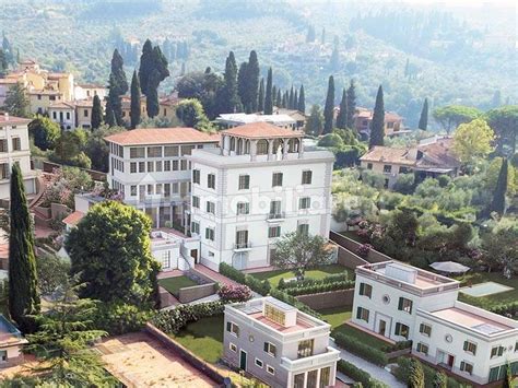 Vendita Appartamento Firenze Quadrilocale In Via Gabriele D Annunzio