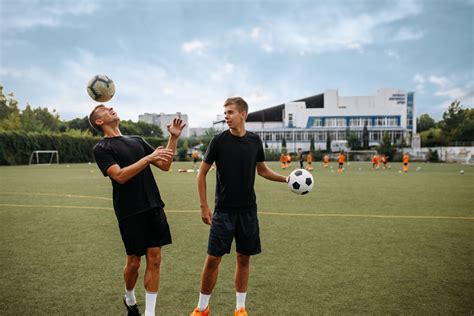 Colpo Di Testa Nel Calcio E Cte Quale Correlazione Training Lab Italia