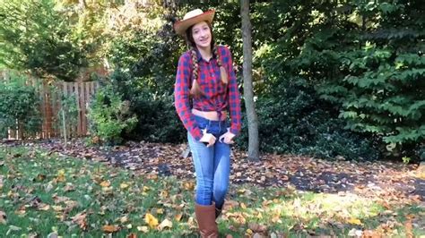 20 Diy Cowgirl Costume Ideas For Halloween 2024 Blitsy