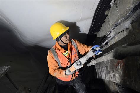 首都地区环线高速公路承德至平谷段春节过后施工忙财经头条