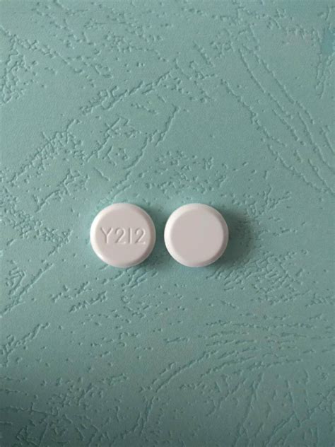 Pill Identifier Acyclovir Size Shape Imprints And Color