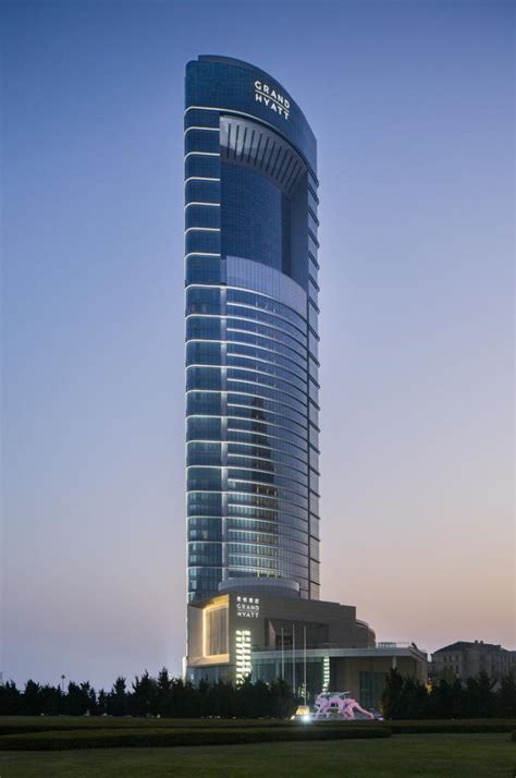 Grand Hyatt Dalian Hotel In China By Goettsch Partners Inc