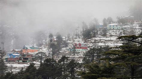 IMD Predicts Heavy Snowfall Rain In Parts Of Jammu And Kashmir On