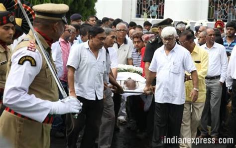 The final journey of former Lok Sabha Speaker Somnath Chatterjee ...