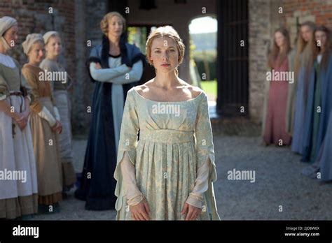 Rebecca Ferguson The White Queen 2013 Stock Photo Alamy