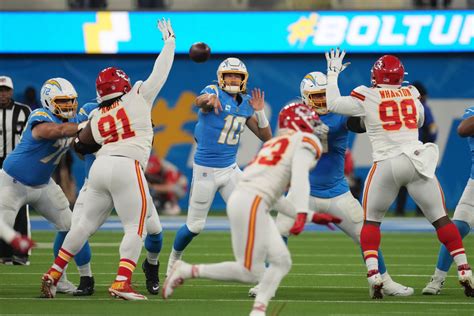 Los Angeles Chargers At Chiefs Betting Odds Week Point Spread