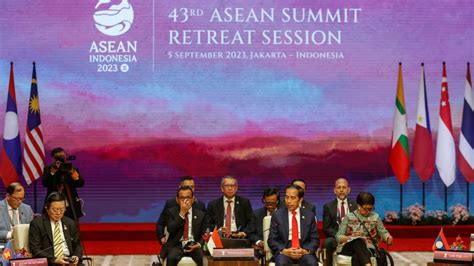 Asean Opens Summit In Jakarta