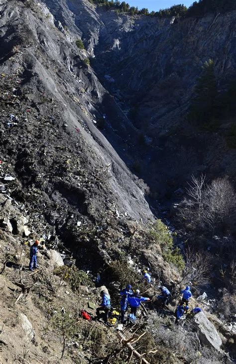 The Men And Women Tasked With Finding Body Parts Among The Germanwings Wreckage Au