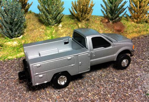 Clks Model Car World 車天車地 Clk Ertl Ford F 350 Service Truck 164