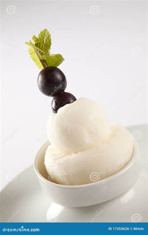 Delicious Italian Lemon Sorbet Stock Photo Image Of Cuisine Lemon