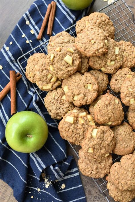 Chewy Apple Cinnamon Oatmeal Cookies Sizzling Eats