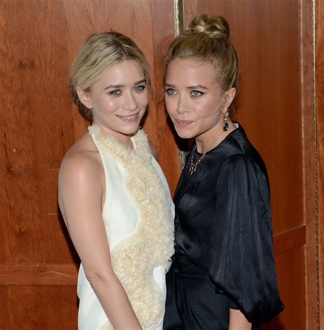 The 26 Times Mary Kate And Ashley Olsen Actually Smiled With Teeth — Photos