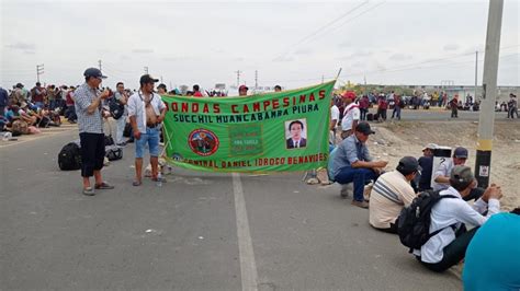 M S De Mil Ronderos Bloquearon V A En El Primer D A Del Paro Regional