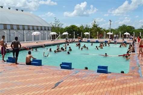 Piscina Municipal é atração para o verão em Capão Bonito Prefeitura