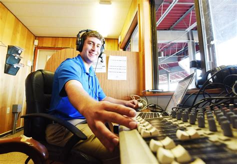 Broadcaster Michael Tricarico Continues To Hone Craft With Auburn