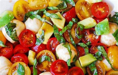 Recette Salade De Fromage Bocconcini Avocat Et Tomates Spring