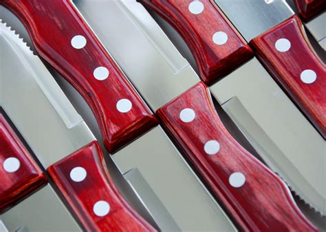 How To Keep Your Serrated Steak Knives Sharp And Maintained