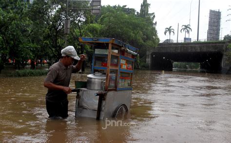 Janji Anies Baswedan Tak Ada Banjir Faktanya Jakarta Porak Poranda