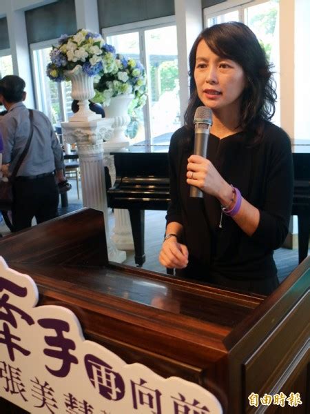 披戰袍選花蓮市長 張美慧︰不分藍綠、唯有民意 地方 自由時報電子報