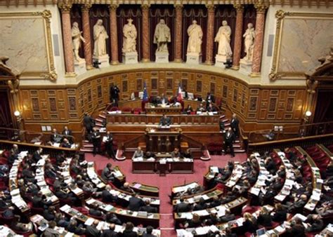 Le Parlement Adopte Le Projet De Loi Sur La Destitution Du Chef De LÉtat