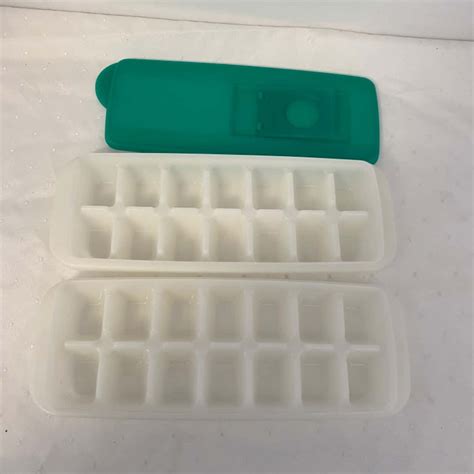 Tupperware Ice Cube Tray S