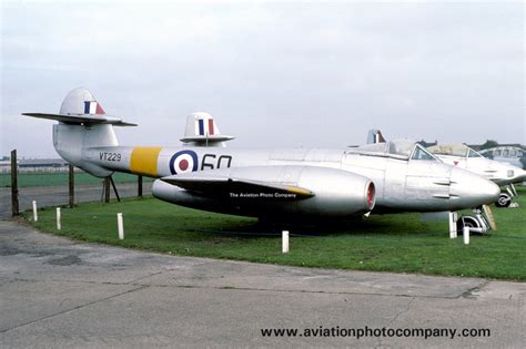 The Aviation Photo Company Meteor Gloster Raf Gloster Meteor F 4 Vt229 60 Preserved At The