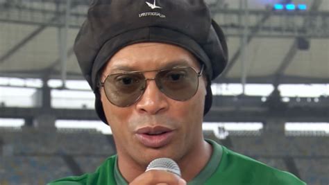 Ronaldinho Ga Cho Justi A Decide Sobre Golpe De Criptomoedasjogada