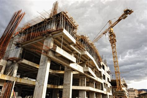 Architects, developers urge government to take its time on construction ...