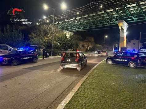 Controlli Dei Carabinieri Arrestate Persone Tarantini Time Quotidiano