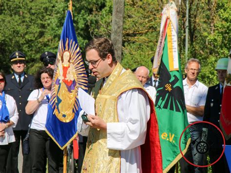 Jubil Um Jahre Freiwillige Feuerwehr Karmens Lden