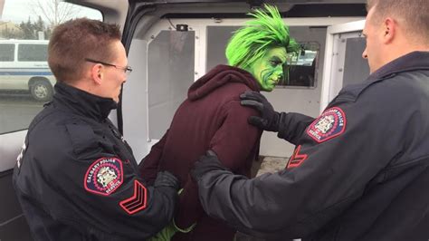 Grinch Arrested By Calgary Police For Holiday Theft Warning Calgary