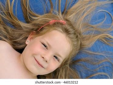 5 308 Nude child girl 이미지 스톡 사진 및 벡터 Shutterstock