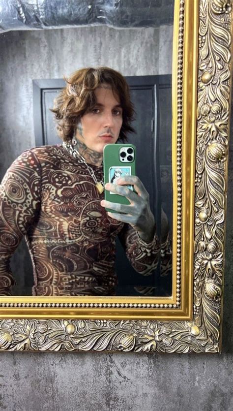 Oli Sykes Instagram 2022