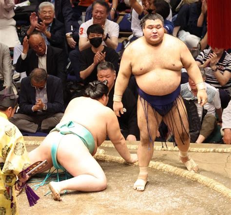 大関琴桜が痛恨の3敗目で一歩後退 高安が連日の大関撃破 大の里、宝富士、湘南乃海が2敗で首位キープスポーツデイリースポーツ Online