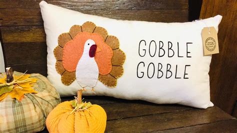 Fanciful Thanksgiving Pillow Designs To Inspire Your Festive D Cor