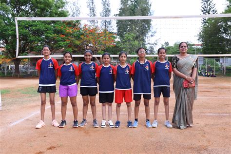 Throw Ball Thrills at PSSEMR School Davangere - PSSEMR