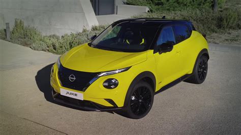 2024 Nissan JUKE N-Sport Yellow Exterior Design