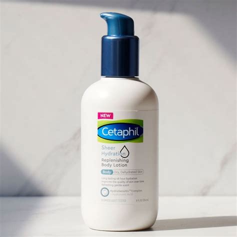 We Tried Cetaphils New Sheer Hydration Body Moisturizers — Editor Reviews Allure Spray