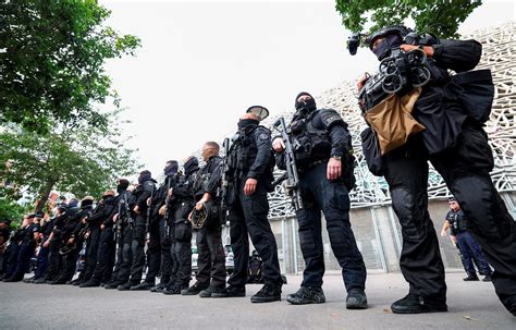 La BRI de la police parisienne doyenne des unités d élite fête ses 60 ans