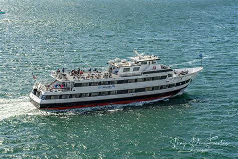 Adventure Hornblower City Cruises Sightseeing Boat Adven Flickr