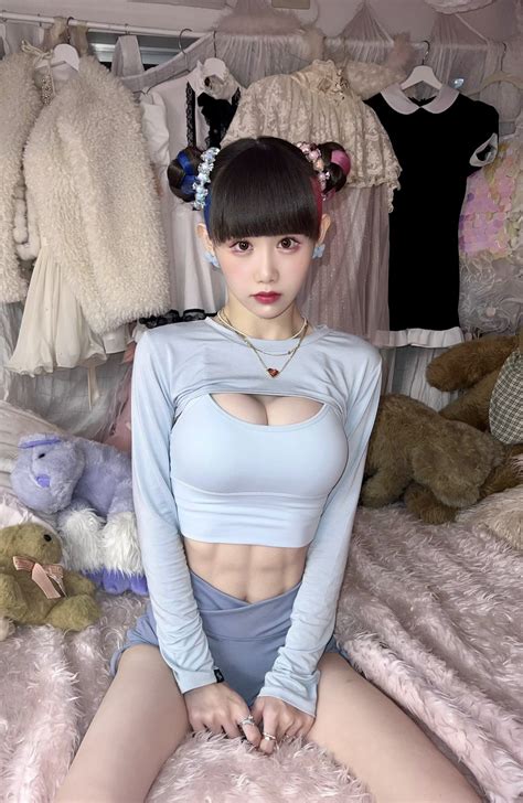 TW Pornstars 1 pic ゆりにゃ Twitter 顔からは想像つかない筋肉で草 11 44 AM 1 Oct 2022