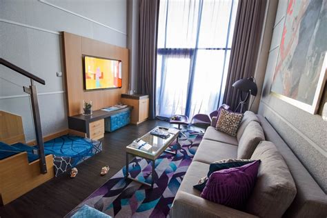 Photo Tour Of Category L2 Crown Loft Suite On Royal Caribbeans Harmony