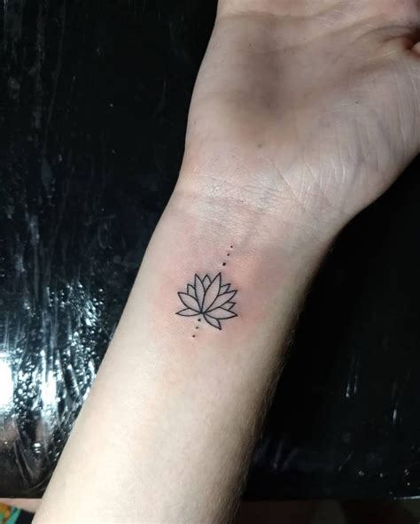 Tatuagem Flor De L Tus Significados Em Culturas Diferentes E Lindas Ideias