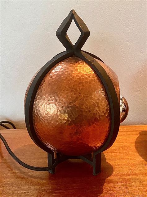 Proantic Rare Paire de Lampes Art Déco en dinanderie