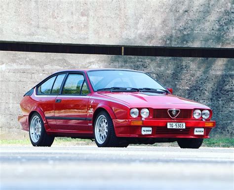 Alfa Romeo Gtv Alfa Romeo Cars Alfa Gtv Custom Muscle Cars Old