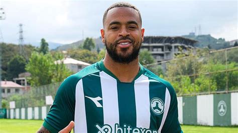 Giresunspor eski oyuncusu Kuwas ı transfer etti Fanatik Gazetesi