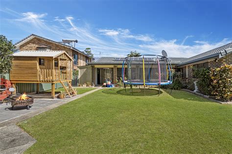 Nerang QLD 4211 - 4 beds house for Sale, Offers Over $895,000 ...