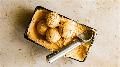 No Churn Pumpkin Pie Ice Cream Recipe