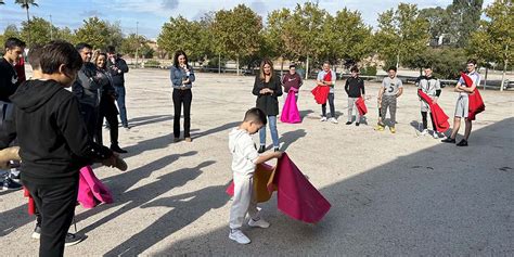 La Alcaldesa Pone En Valor La Labor De La Escuela Cultural De