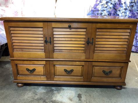 Value of a Lane Cedar Chest? | ThriftyFun